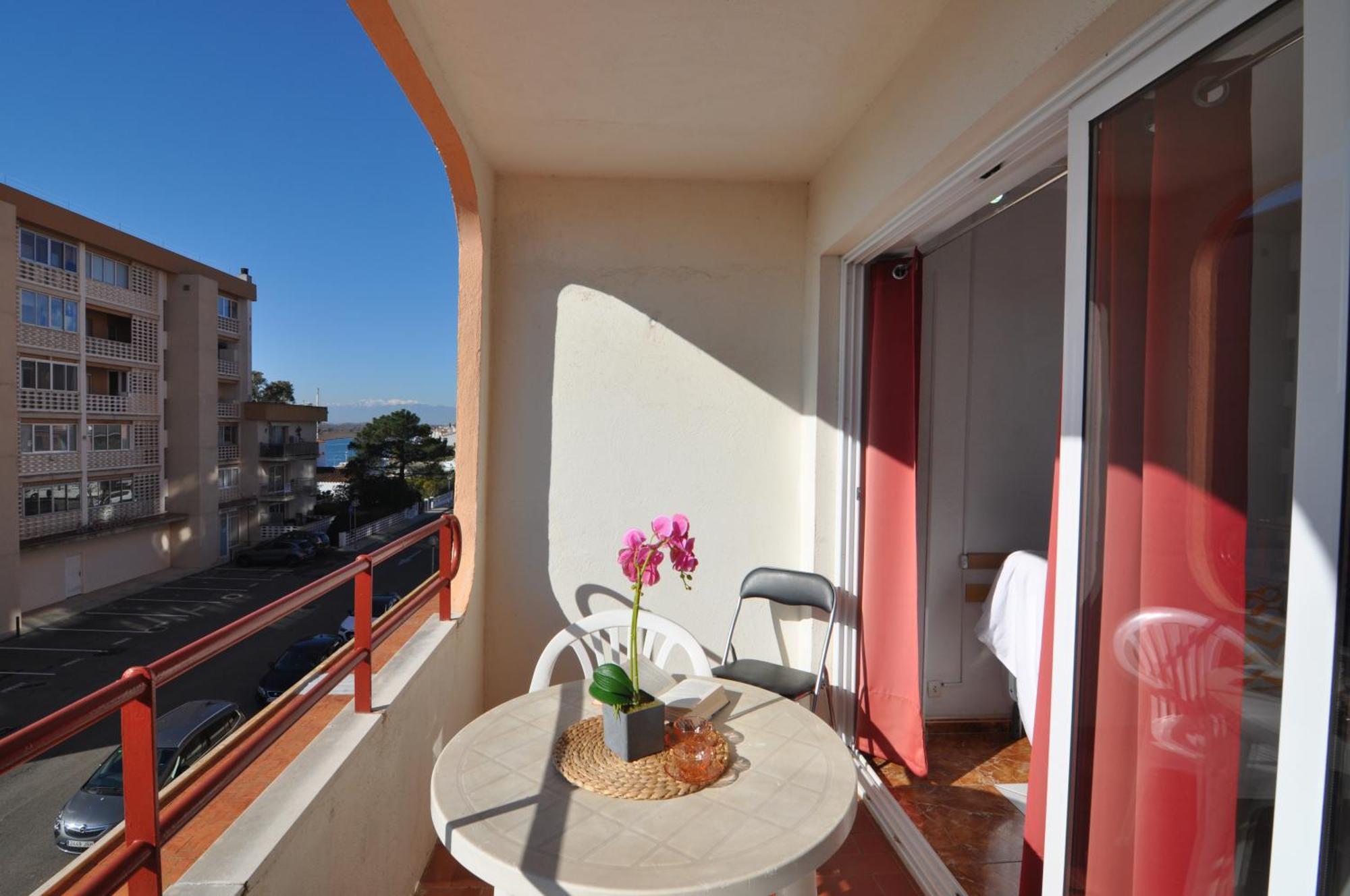 Rnet - Ir 1-48 - Costa Brava Apartment *